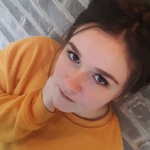 Meet your Posher, Haylie